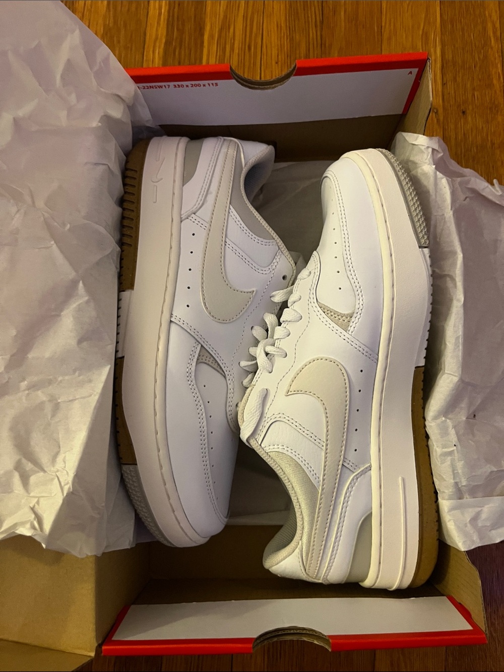 Nike Men’s White Low-Top Gamma Force